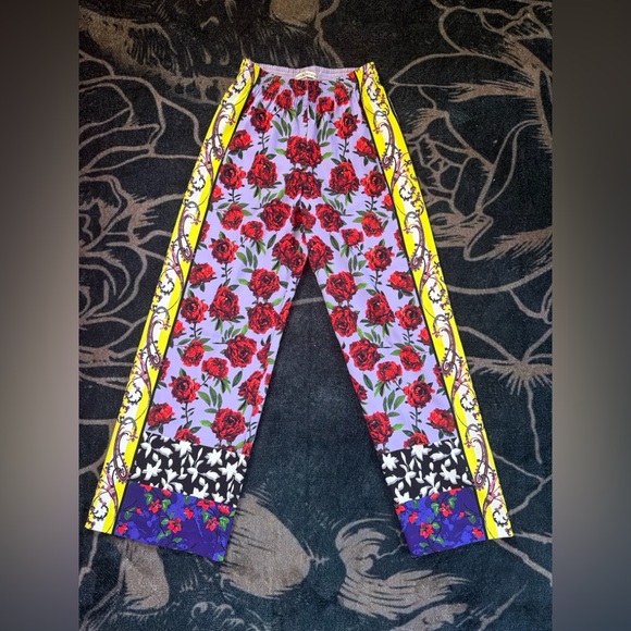 Alice + Olivia Red and Blue Floral Wide-Leg Pants - Picture 7 of 7